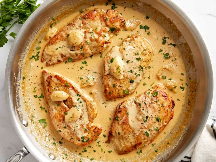 Resep Creamy Garlic Chicken, Mewah Ala&nbsp;Restoran