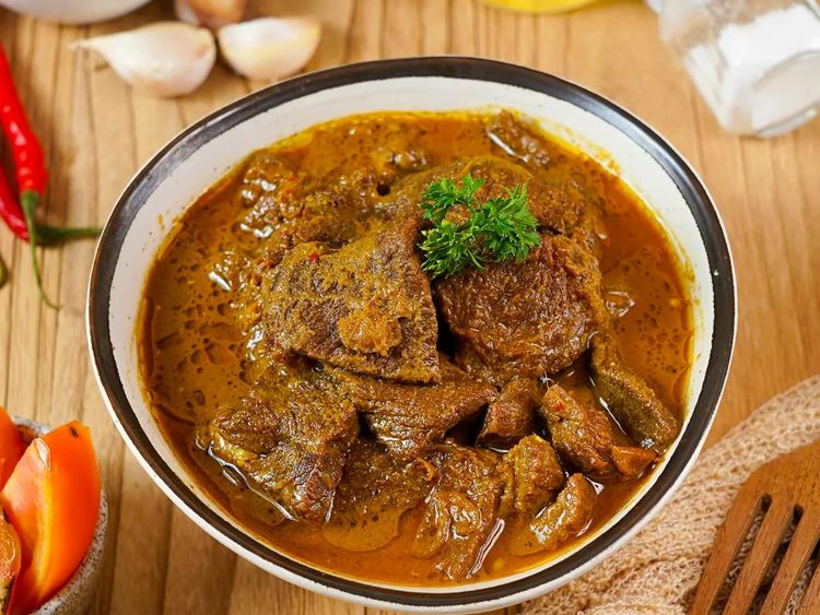 Resep Lapis Daging Surabaya yang Kaya Rempah, Dijamin&nbsp;Empuk!