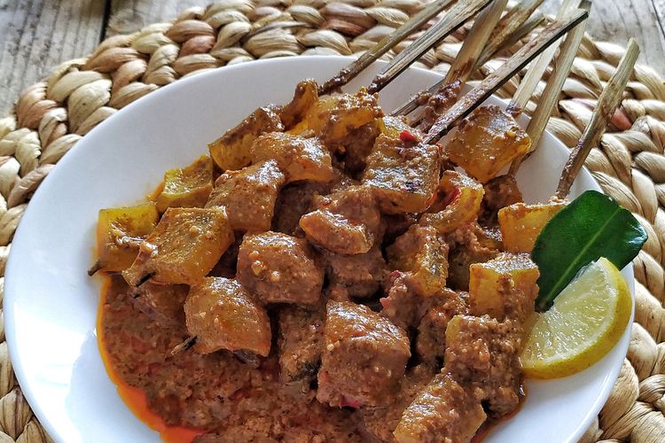 Resep Sate Kikil Pedas, Dijamin Empuk dan Kaya Rasa